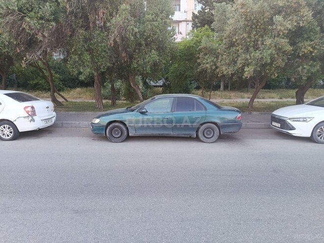 Opel Omega-4