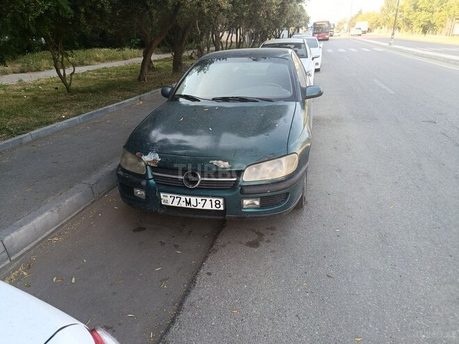 Opel Omega-1