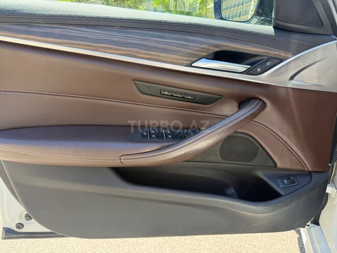 BMW 520d-10