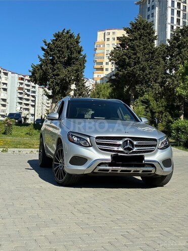 Mercedes GLC 300-2