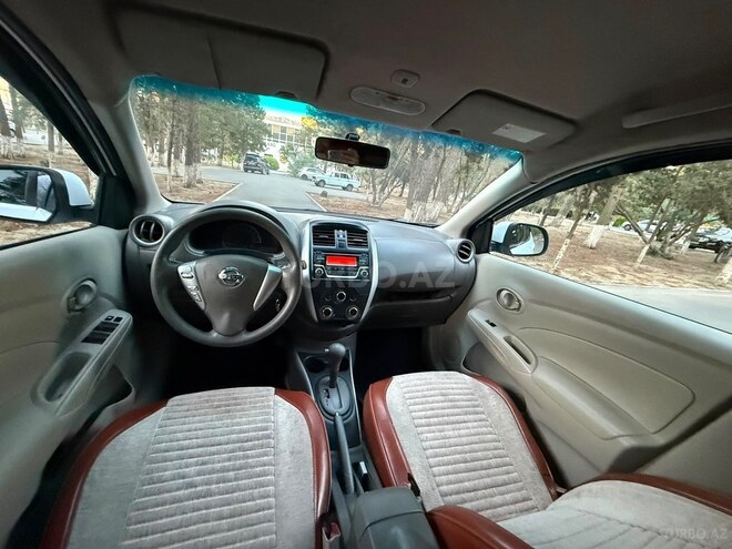 Nissan Sunny-6