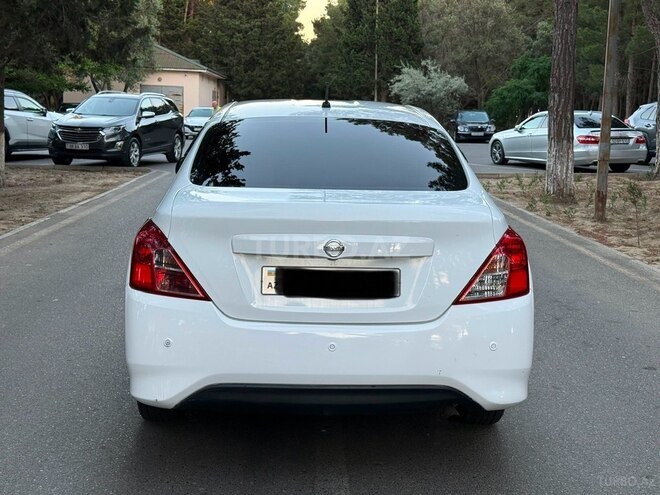 Nissan Sunny-13