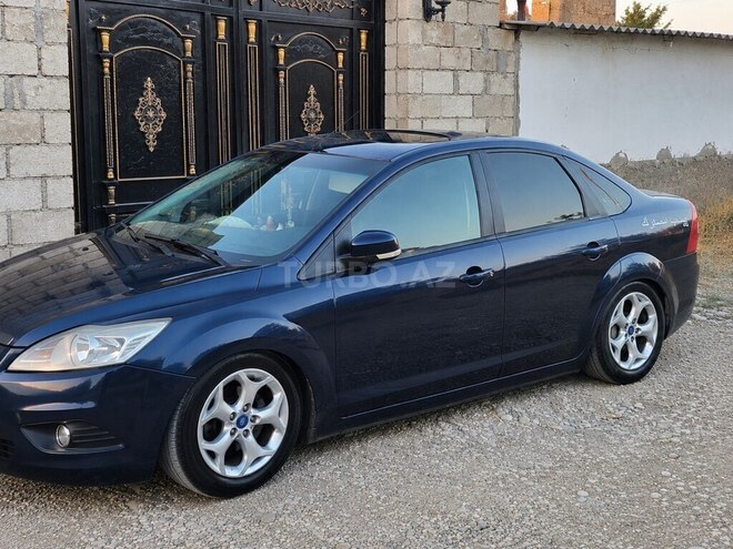 Ford Focus-10