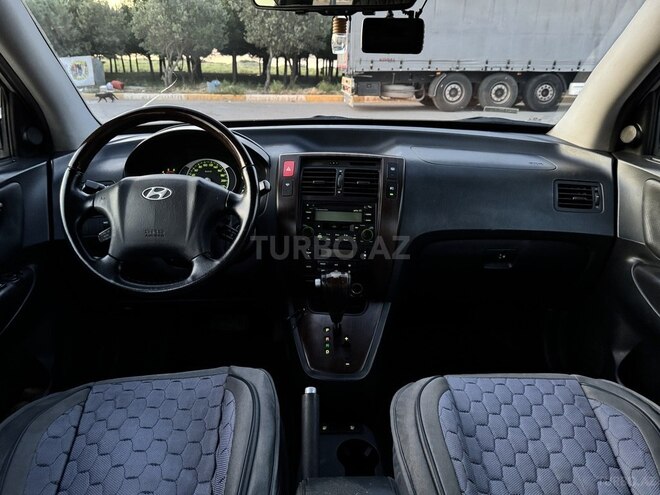 Hyundai Tucson-12