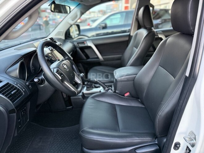 Toyota Land Cruiser Prado-9