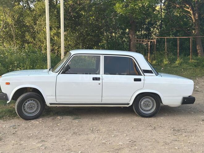 LADA (VAZ) 2107-10