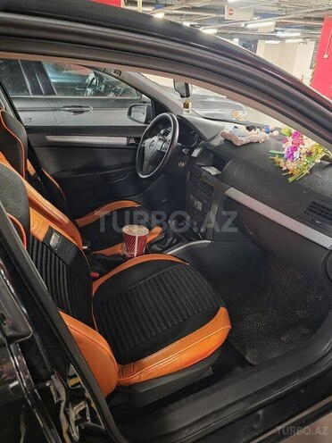 Opel Astra-7