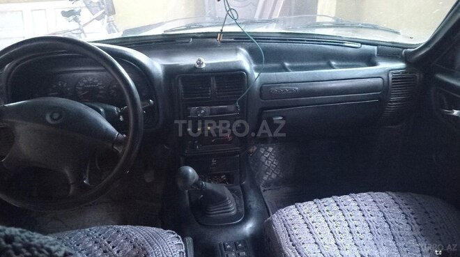 GAZ 31105 "Volga"-5