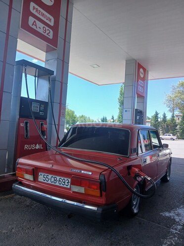 LADA (VAZ) 2107-2