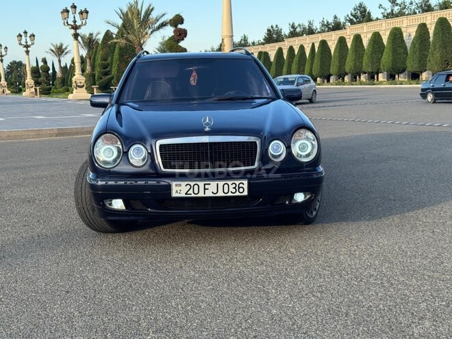 Mercedes E 200-1