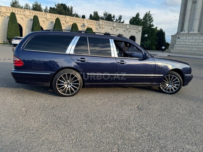 Mercedes E 200-3