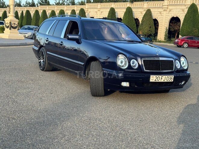 Mercedes E 200-2
