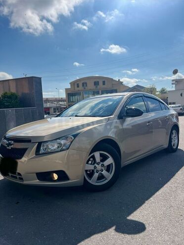 Chevrolet Cruze-2