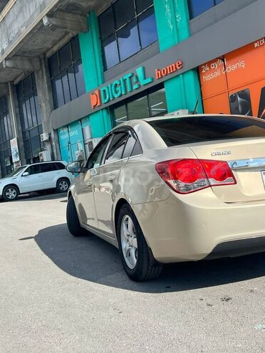Chevrolet Cruze-3
