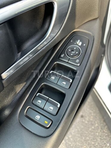 Hyundai Sonata-7