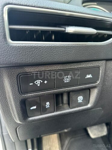 Hyundai Sonata-8