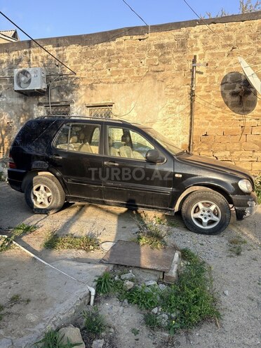 Mercedes ML 320-7
