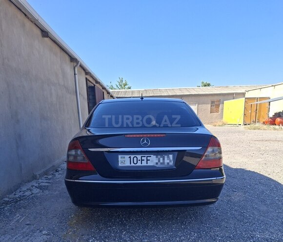Mercedes E 300-4