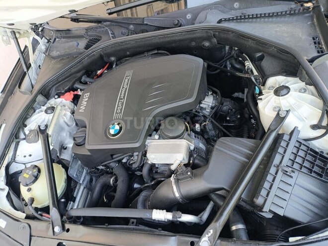BMW 528-12