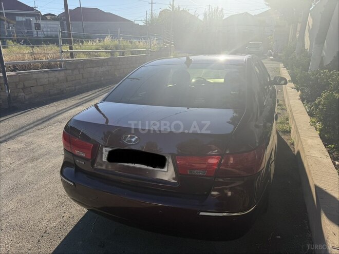 Hyundai Sonata-4
