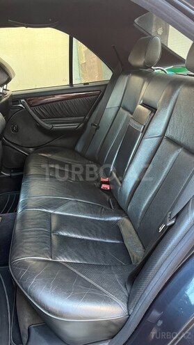 Mercedes C 280-8
