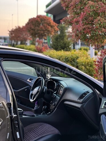 Kia Optima-6