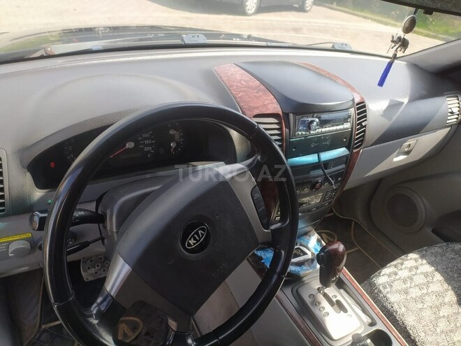 Kia Sorento-11