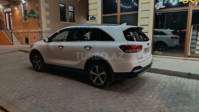 Kia Sorento-18