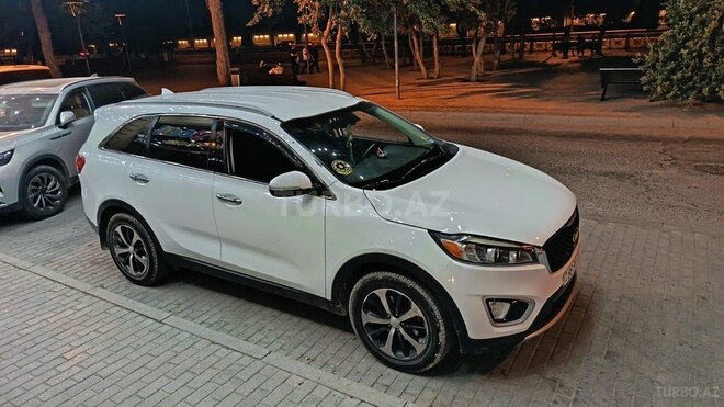 Kia Sorento-13
