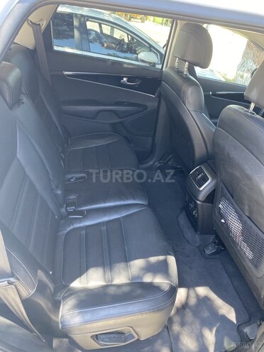 Kia Sorento-6