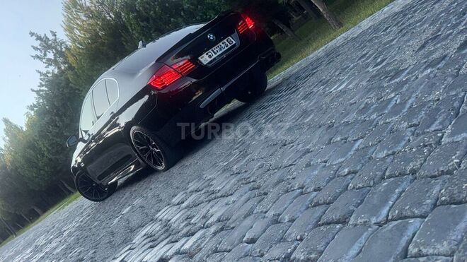 BMW 528-9