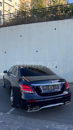 Mercedes E 300-4