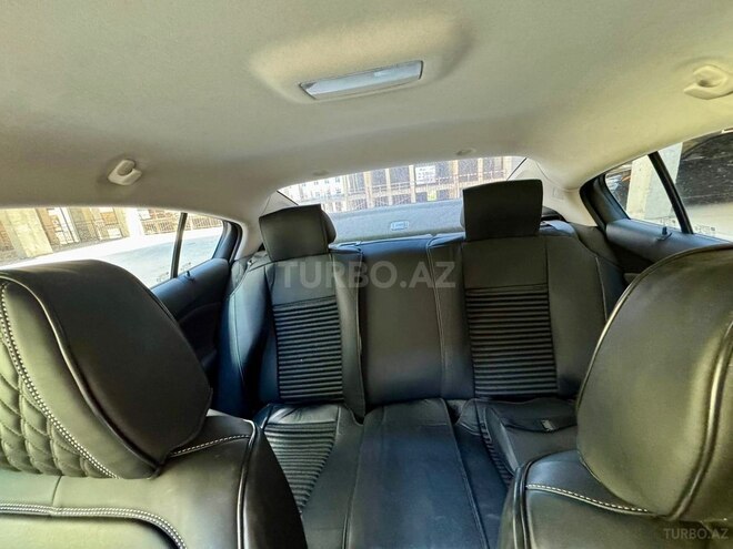 Chevrolet Cruze-4