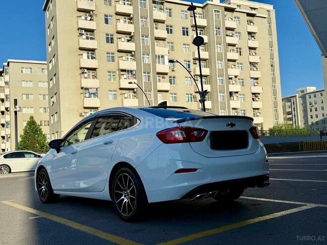 Chevrolet Cruze-8