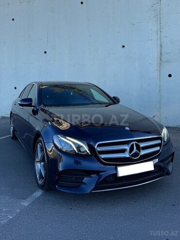 Mercedes E 300-1