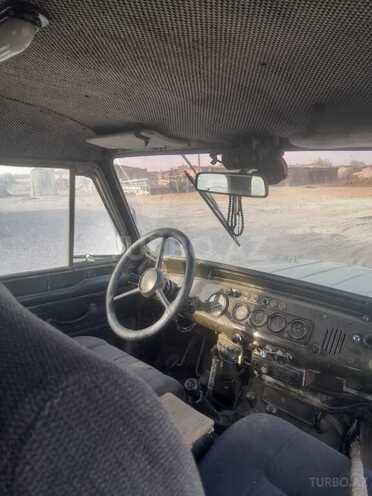 UAZ 469-7