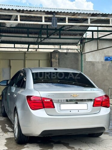 Chevrolet Cruze-4