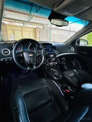 Chevrolet Cruze-5