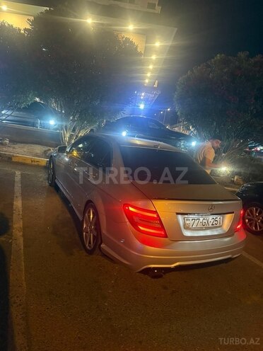 Mercedes C 250-12