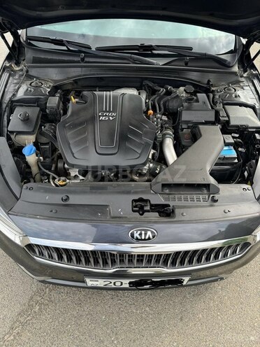 Kia K7-10