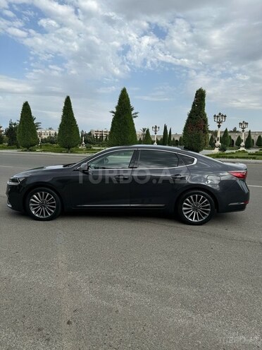 Kia K7-4