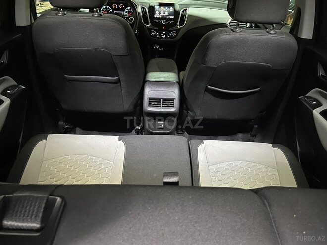 Chevrolet Equinox-9