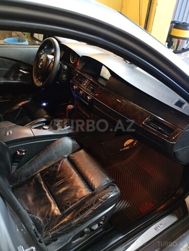 BMW 530-10