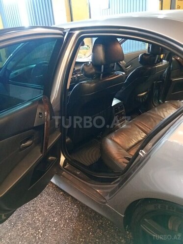 BMW 530-8
