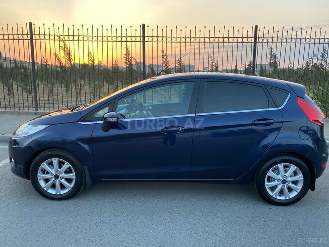 Ford Fiesta-7