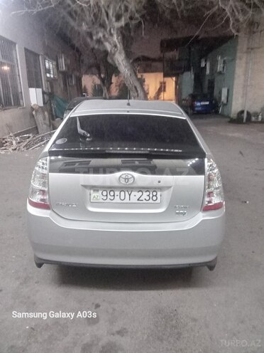Toyota Prius-6