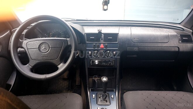 Mercedes C 180-2