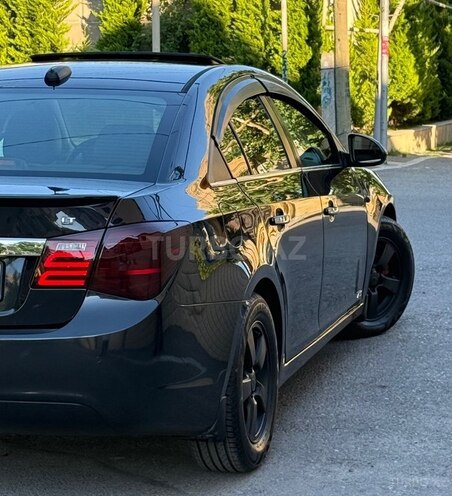 Chevrolet Cruze-9