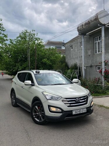 Hyundai Santa Fe-1