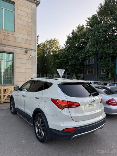 Hyundai Santa Fe-6